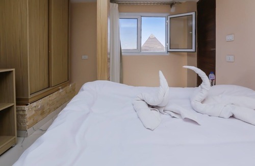 Giza Bed & Breakfast | Pyramids Express View Inn