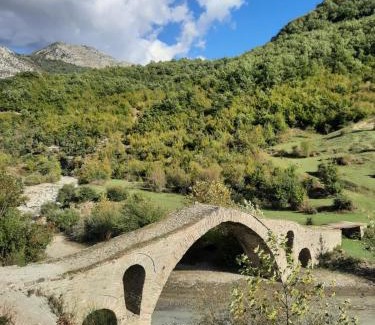 Corovode Apartment | Qafoku GuestHouse