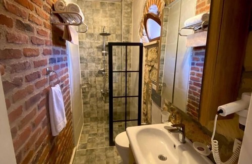 Ayvacik Hotel | Qekik Kazdağları