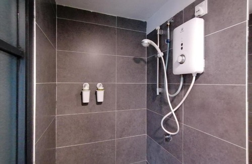 Damansara Perdana House | QracDeluxeSuite PetalingJaya BY QRACHOME