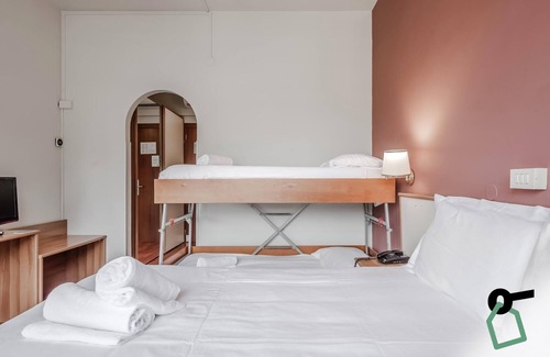 Celle Ligure Hotel | Quadruple Room | Hotiday Hotel Celle Ligure