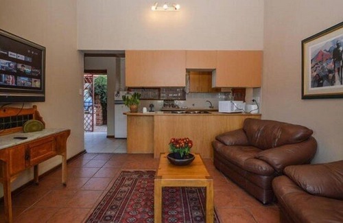 Greater Johannesburg Metropolitan Area House | Quail's Nest