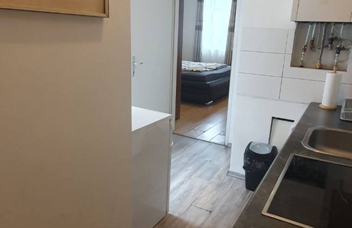 Simmering Apartment | Quaint 1BR in Simmering -Well-suited for Longstays