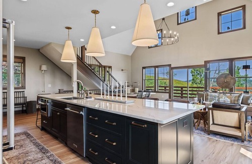 Deadwood Cabin | Quaking Aspen Heights