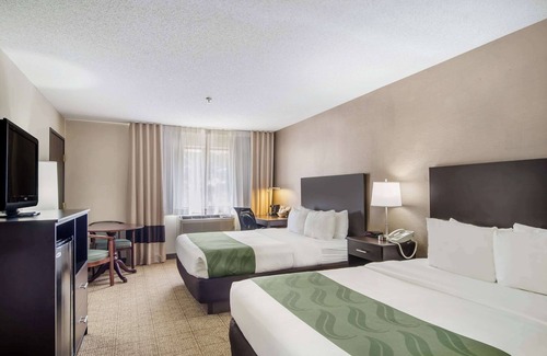 Goodland Hotel | Quality Inn Goodland I-70