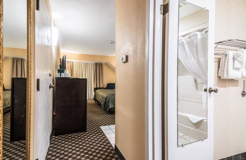 Ithaca Hotel | Quality Inn Ithaca - University Area
