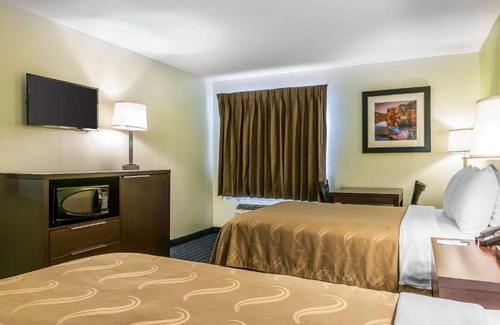 Jackson Hotel | Quality Inn Jackson