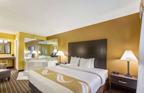Pittsburg Hotel | Quality Inn London North