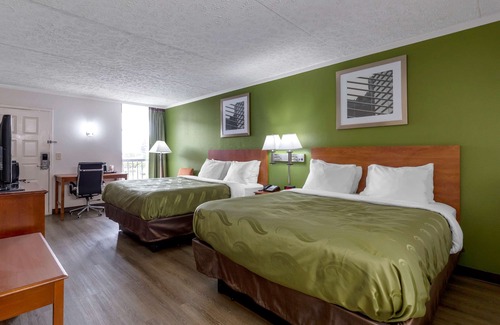 Roxboro Hotel | Quality Inn - Roxboro South