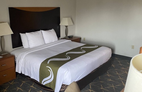 Spring Valley Hotel | Quality Inn Spring Valley - Nanuet