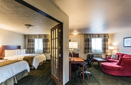 Matane Hotel | Quality Inn & Suites