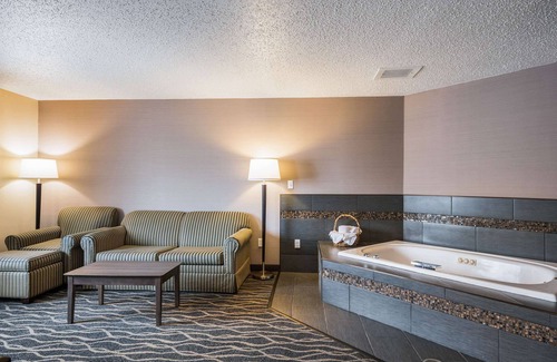 Grant Creek Hotel | Quality Inn & Suites Missoula Westside