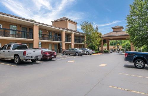 Rockingham Hotel | Quality Inn & Suites Rockingham