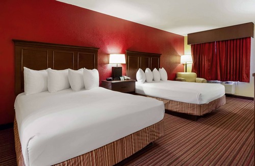 West Helena Hotel | Quality Inn & Suites