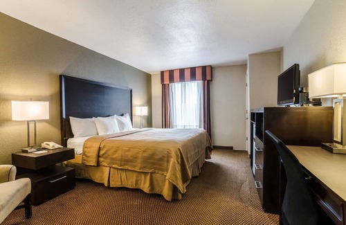 Winfield Hotel | Quality Inn & Suites