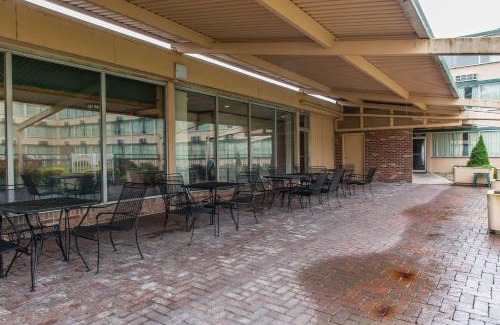 Hermitage Hotel | Quality Inn
