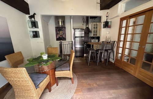 Saint-Victor Apartment | Quartier Latin Jardin Exclusif, Séjourner Dans un Hôtel Particulier Historique
