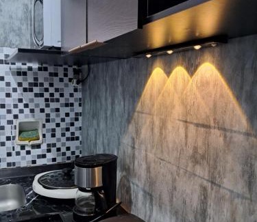 Duque de Caxias House | Quarto econômico 25 de agosto