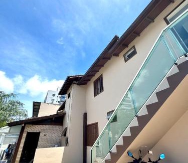 Itacorubi House | Quarto em Florianópolis