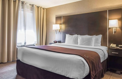 Algoma District Hotel | Quattro Hotel & Conf. Centre, an Ascend Collection Hotel