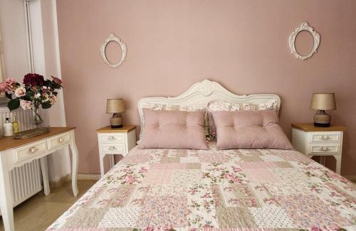 Antikyra Apartment | Queen Aspri apartment 3' min to the beach!