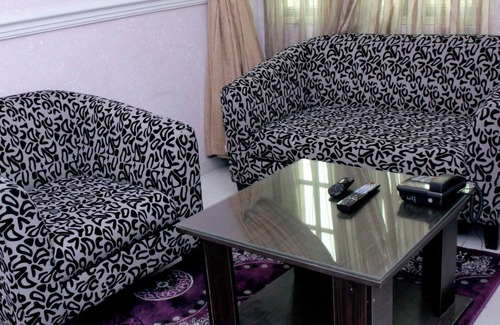 Port Harcourt Hotel | QUEENS GATE HOTEL