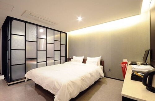 Busanjin Hotel | Queens Hotel Seomyeon Busan