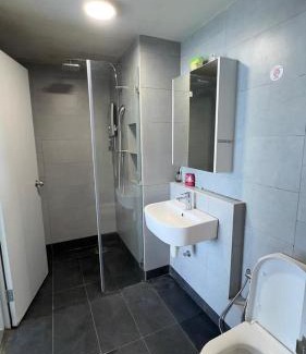 Kota Kinabalu Apartment | Quennie homestay