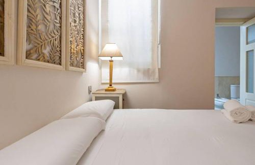 Encarnacion-Regina Apartment | Quevedo city center by Valcambre