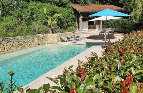 Saint-Vincent-de-Pertignas Cottage | Quiet house with large garden and pool, in the Entre-deux-Mers