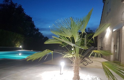 Saint-Lothain Villa | Quiet 3 épis gîte for 8 people with private pool