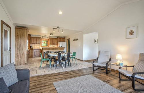 Cripple Creek Ski Chalet | Quiet 3BR Cabin w Peak View near Cripple Creek