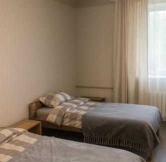 Pleskodale Apartment | Quiet and Cozy 3BR Apartment Near Center and Airport