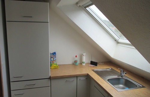 Dudelsheim Apartment | Quiet apartment at the foot of Glauberg, Boniface route on the volcanic cycle path