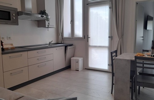 Savena Apartment | Quiet Apartment - TWA