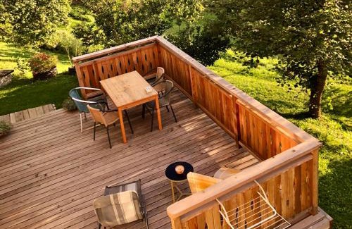 Prevalje Apartment | Quiet apartment with a terrace on Organic farm