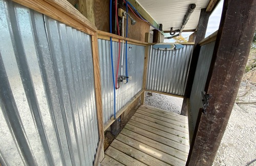 Long Beach House | Quiet beach house steps away from the ocean with private pier to view the marsh.