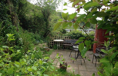 Mumbles Ski Chalet | Quiet chalet, near the beach and woodland