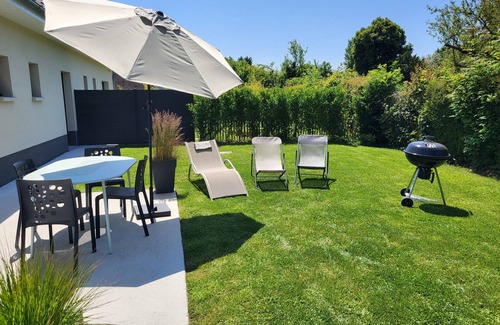 Favieres House | Quiet gîte, close to Baie de somme (3kms). Comfortable and air-conditioned