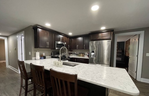 Northview House | Quiet GrandRapids Home Near lake. 8miles from downtown.