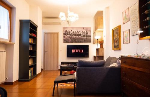 Trezzano sul Naviglio House | Quiet groundfloor garden apartment close to Milan - SMART WORKING, RELAX, BARBECUE, NETFLIX