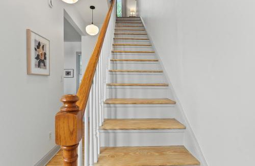 Beach Institute House | Quiet Historic Corner Easy Walk to Downtown Dining and Entertainment