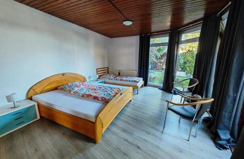 Klein-Erkenschwick Apartment | Quiet little house with seperate entrance