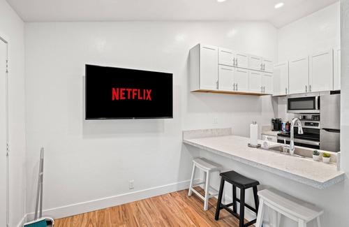 Northeast Reno Condo | Quiet Modern Condo by UNR & 3 min to Dowtown