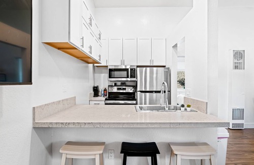 Northeast Reno Condo | Quiet Modern Condo by UNR & 3 min to Dowtown