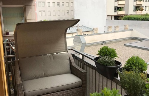 Meidling Apartment | Quiet, perfectly located apartment with balcony