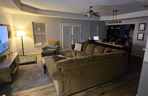 DeRidder House | Quiet room ideal for traveling professional.