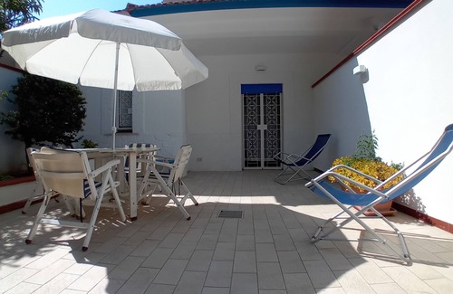 Isola delle Femmine House | QUIET, SEA AND SUNSETS TOP COMFORTABLE ACCOMMODATION, PARKING SPACE, PETS WELCOME