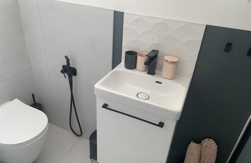 Rueil-Malmaison Apartment | Quiet studio near RER station