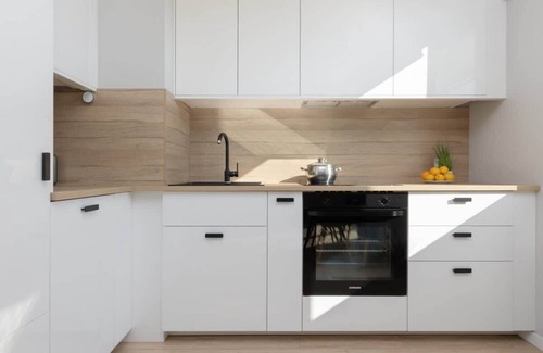 Warsaw Apartment | Quiet Studio Szeligowska | Balcony | Wi-Fi
